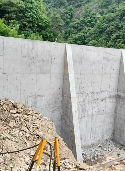衡水枣强县重力式挡土墙